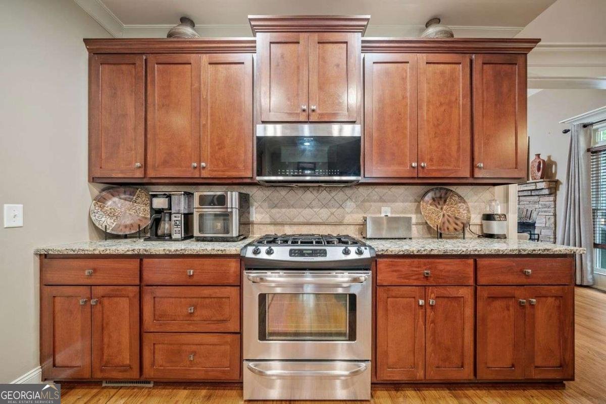 412 Kings Point Drive Canton - 19