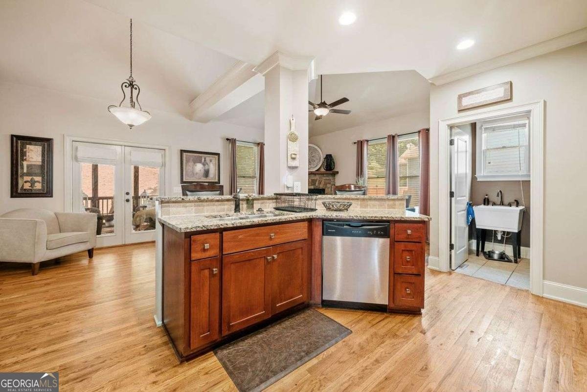 412 Kings Point Drive Canton - 20
