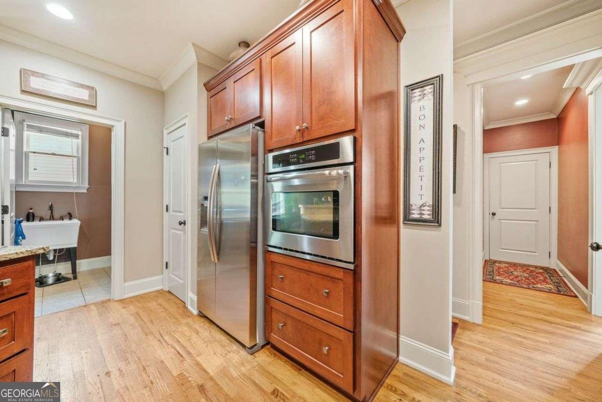 412 Kings Point Drive Canton - 21