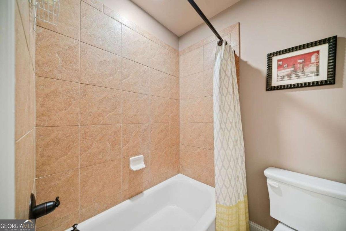 412 Kings Point Drive Canton - 25