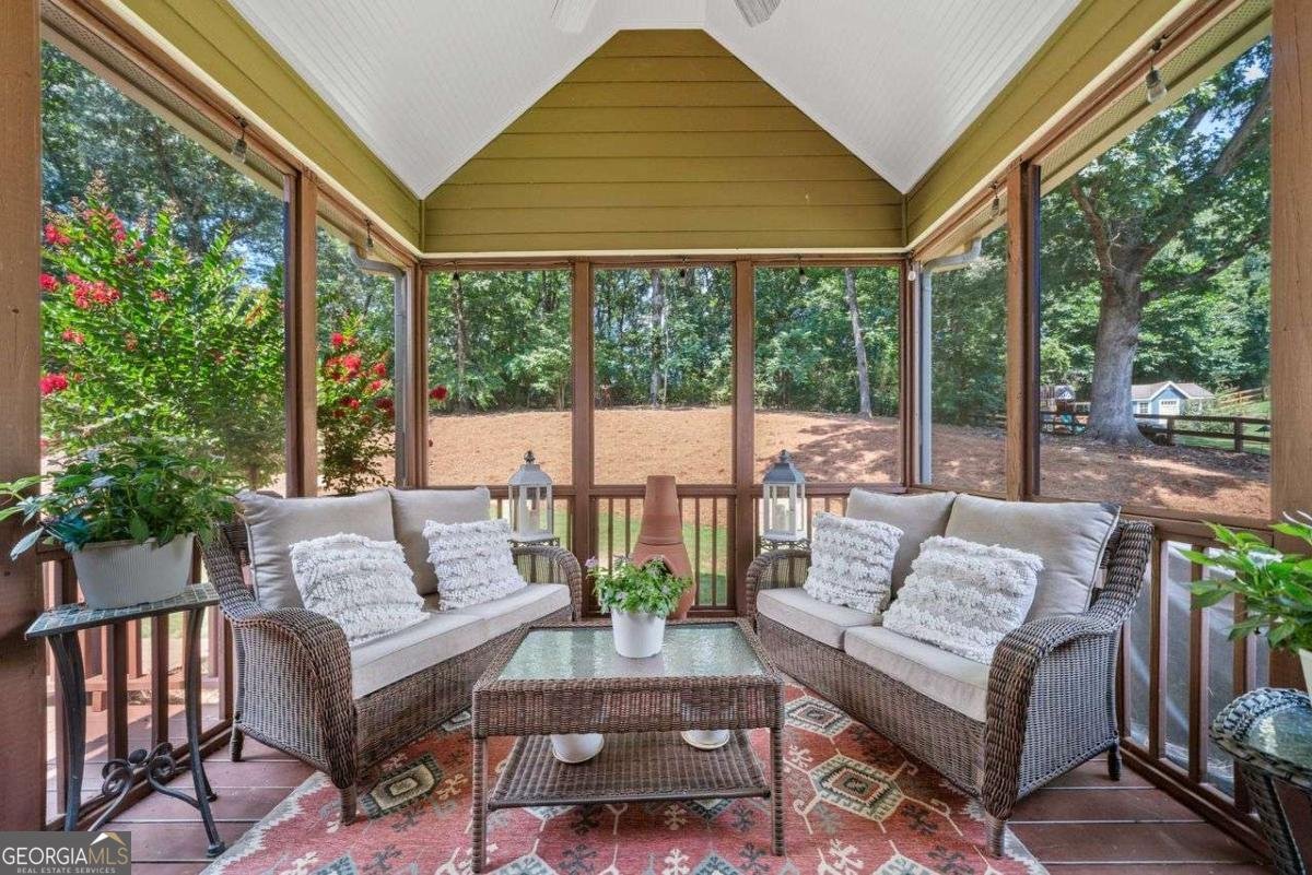 412 Kings Point Drive Canton - 33