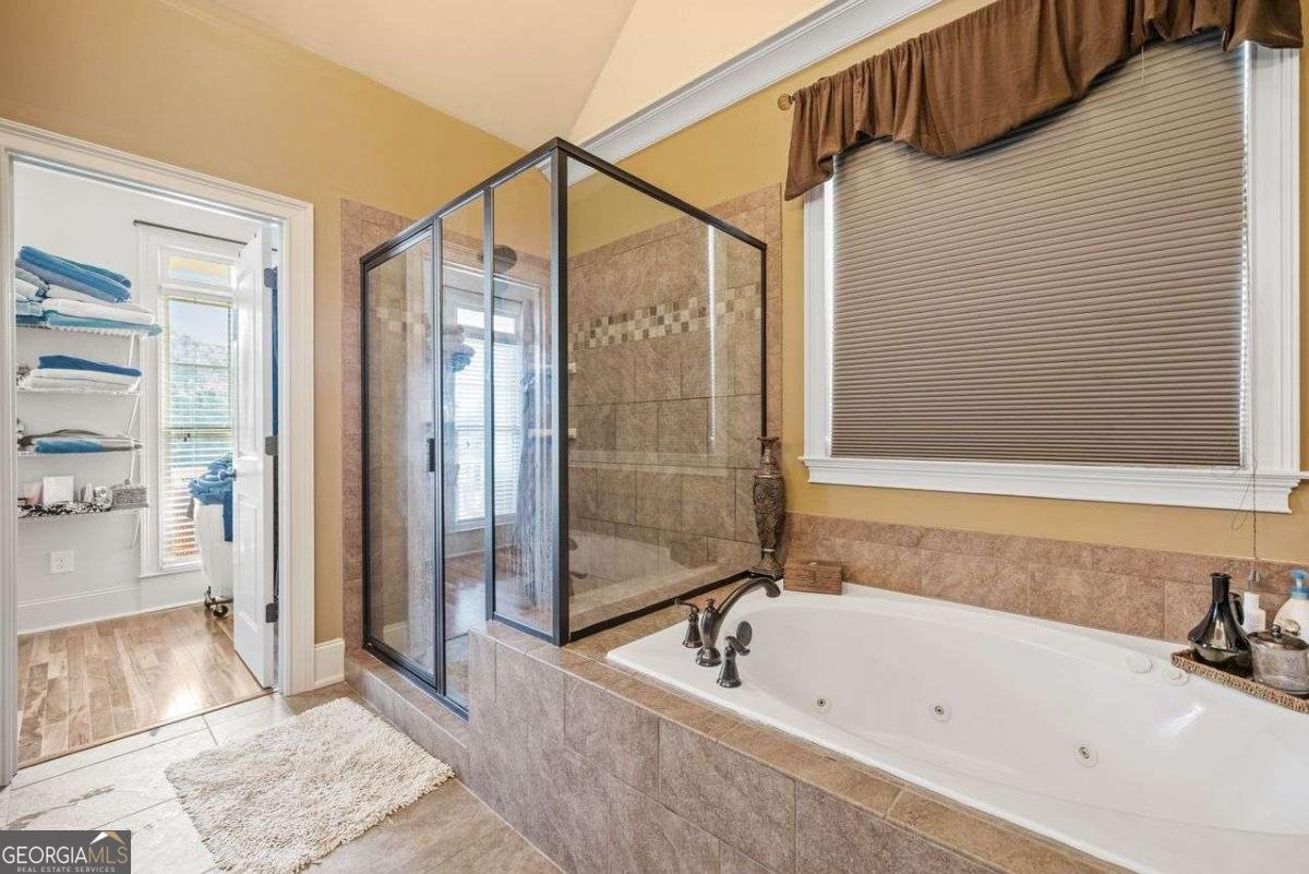 412 Kings Point Drive Canton - 8