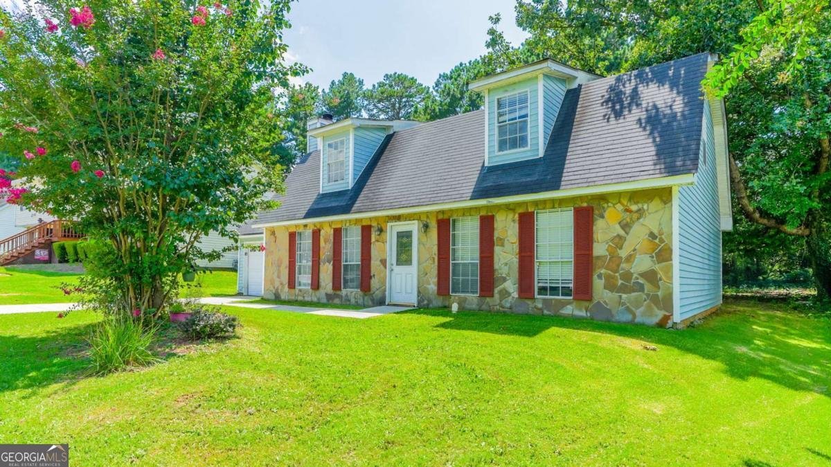 1040 Redan Trace Stone Mountain - 1