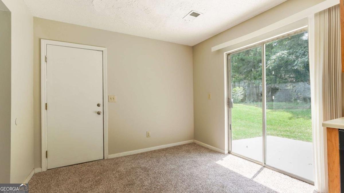 1040 Redan Trace Stone Mountain - 14