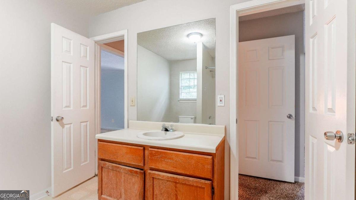 1040 Redan Trace Stone Mountain - 32