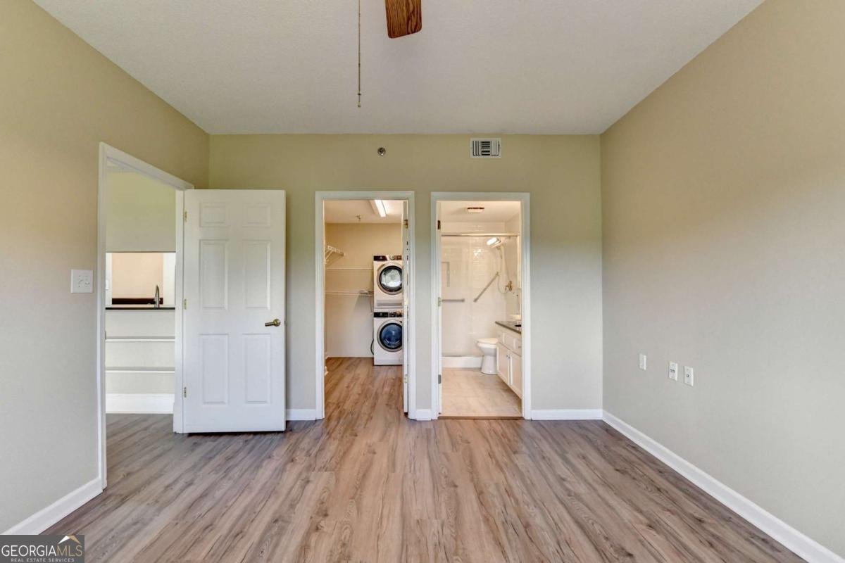 1800 Clairmont Lake Decatur - 31