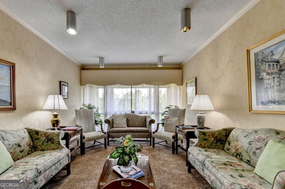 1800 Clairmont Lake Decatur - 51