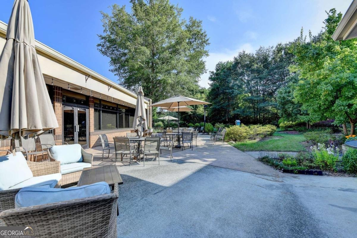1800 Clairmont Lake Decatur - 57