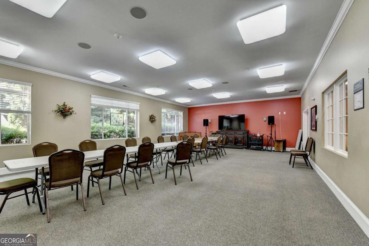 1800 Clairmont Lake Decatur - 78