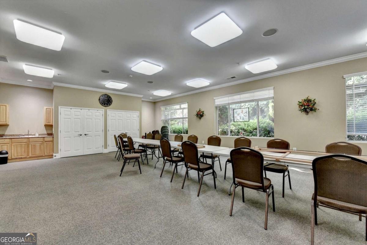 1800 Clairmont Lake Decatur - 79
