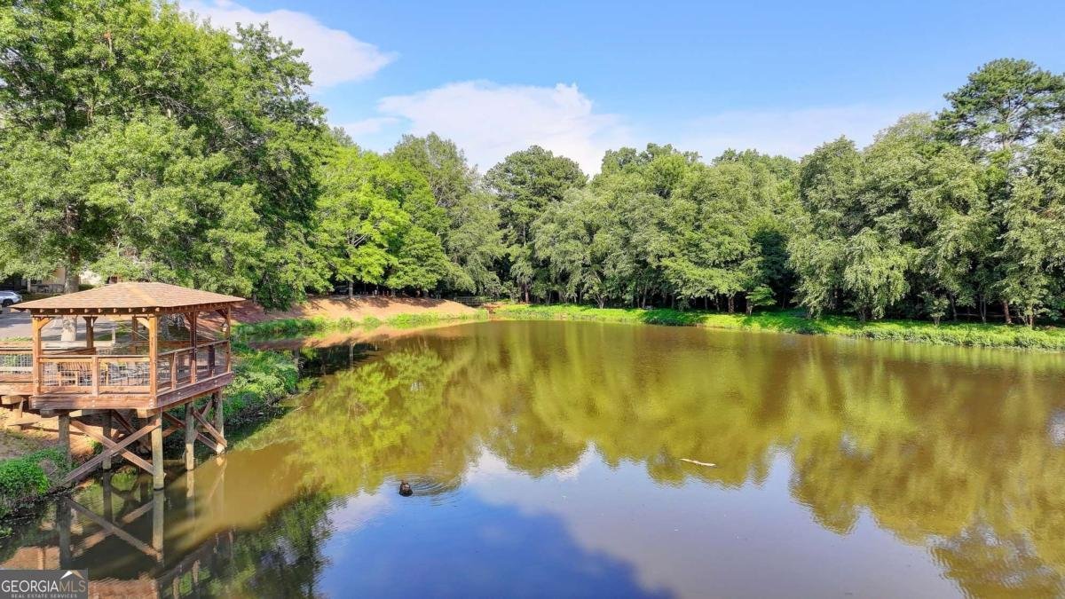 1800 Clairmont Lake Decatur - 8