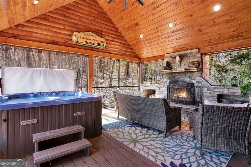 520 SUNROCK MOUNTAIN Road Blue Ridge - 27