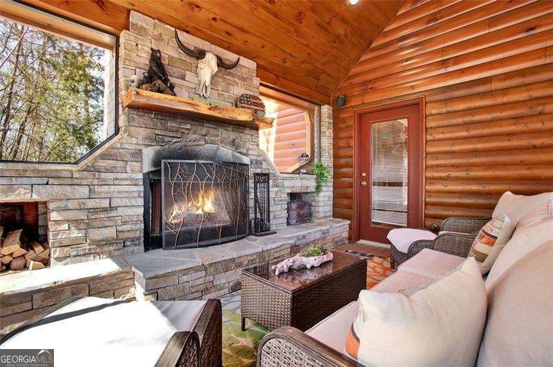 520 SUNROCK MOUNTAIN Road Blue Ridge - 29