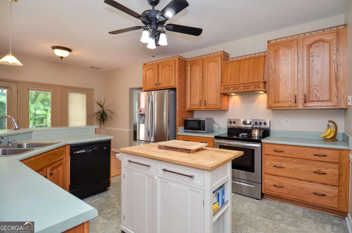 223 Windsong Lane Lilburn - 16