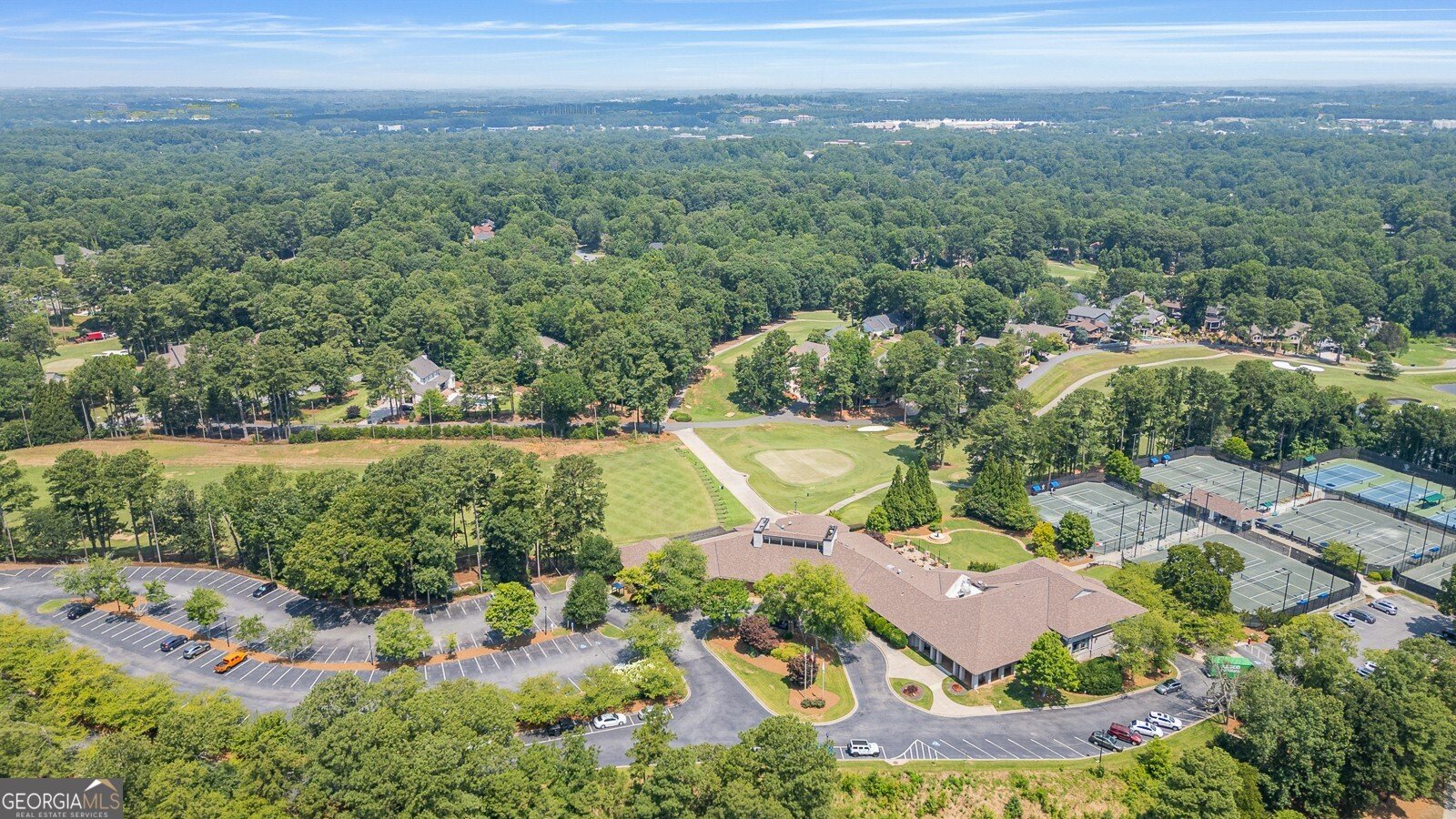 2680 Roxburgh Drive Roswell - 74