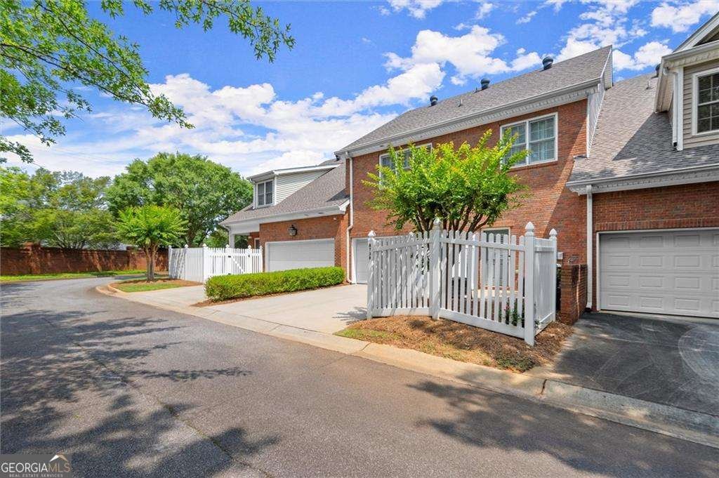 8730 Parker Place Roswell - 20
