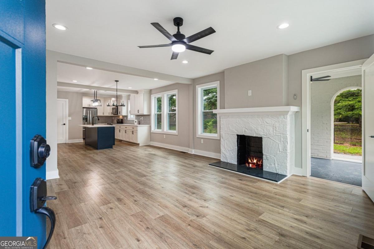 1283 Beecher Street Atlanta - 1