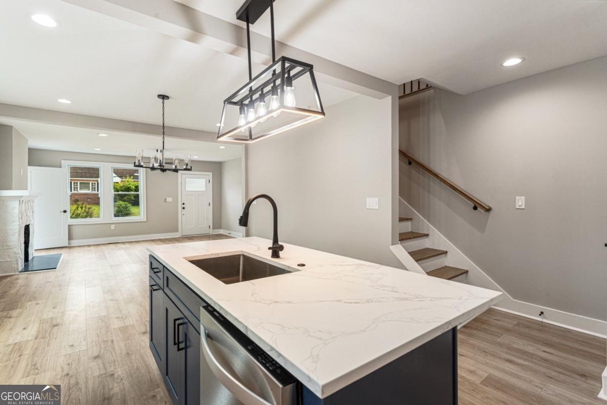 1283 Beecher Street Atlanta - 13
