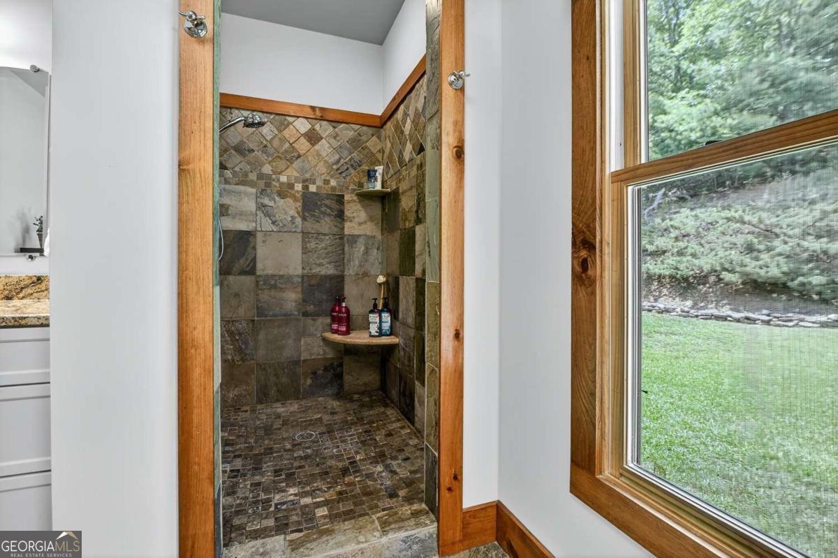 588 Blackberry Drive Mineral Bluff - 14