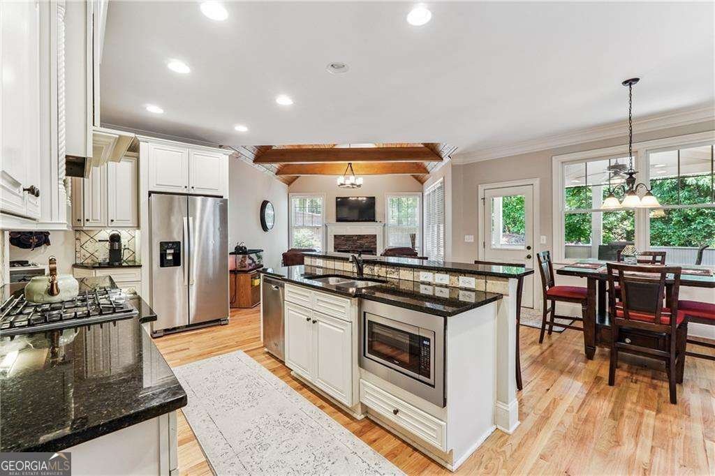810 Ravenstone Way Canton - 8