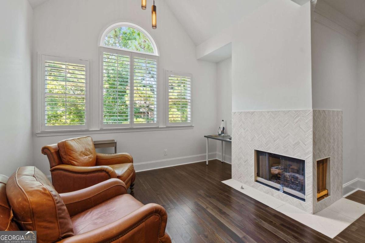 455 Majestic Cove Milton - 28