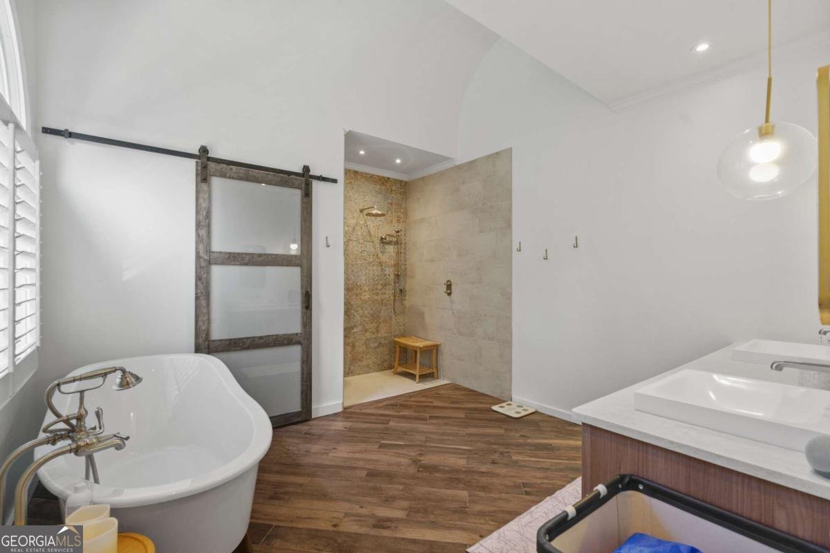 455 Majestic Cove Milton - 31