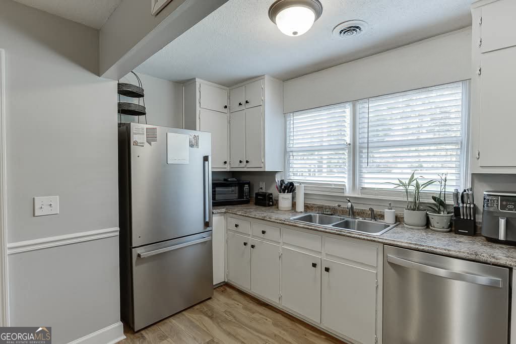 5887 Meadow View Lane Flowery Branch - 11