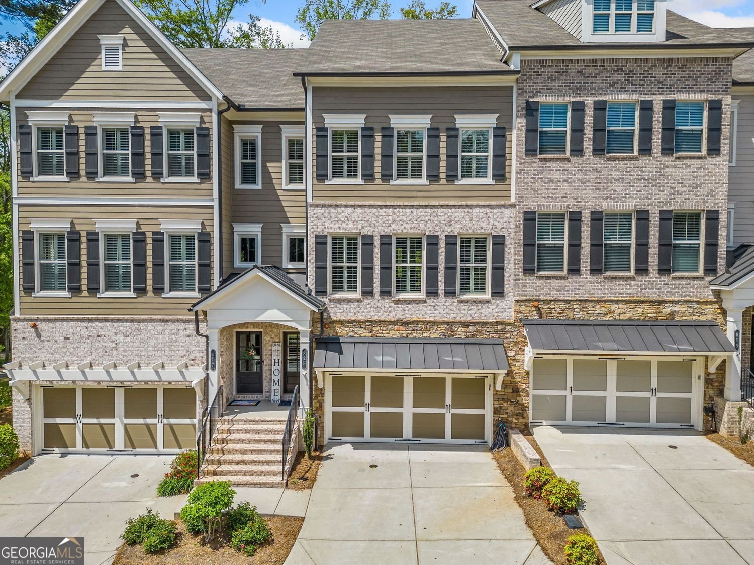 815 Paden Street Woodstock - 1