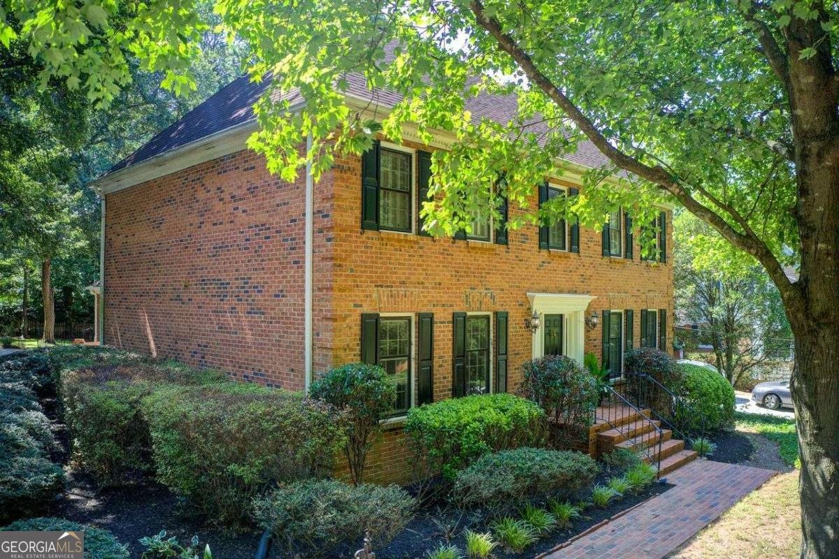 854 Newcastle Drive Lilburn - 2