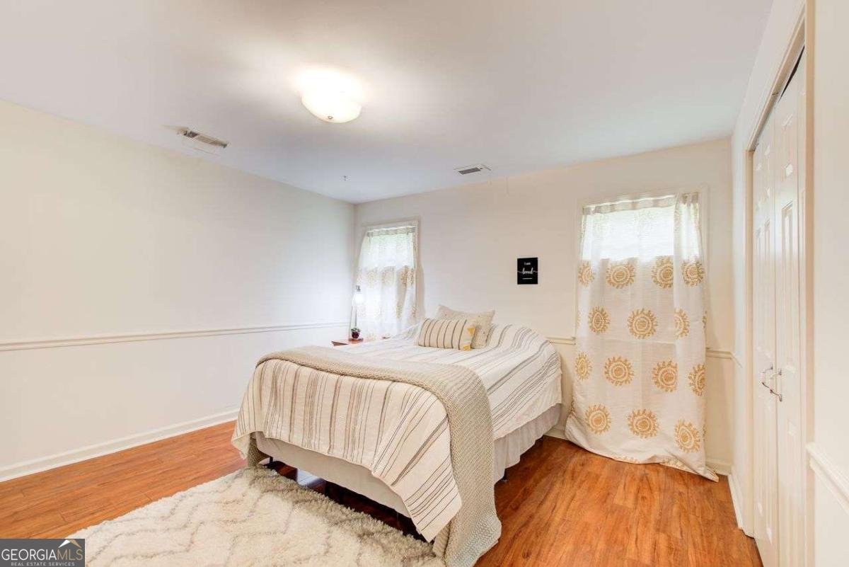 854 Newcastle Drive Lilburn - 34