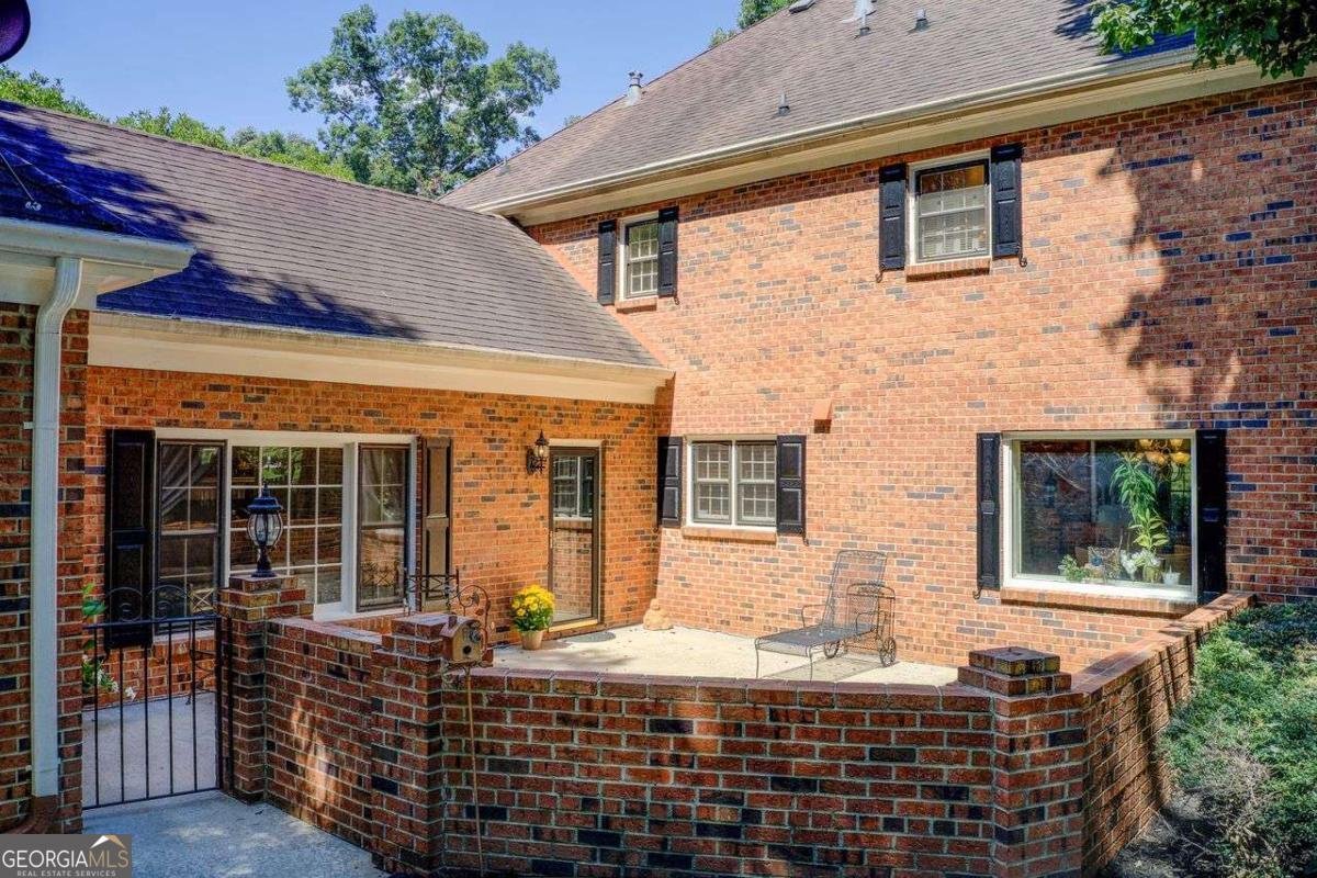 854 Newcastle Drive Lilburn - 4