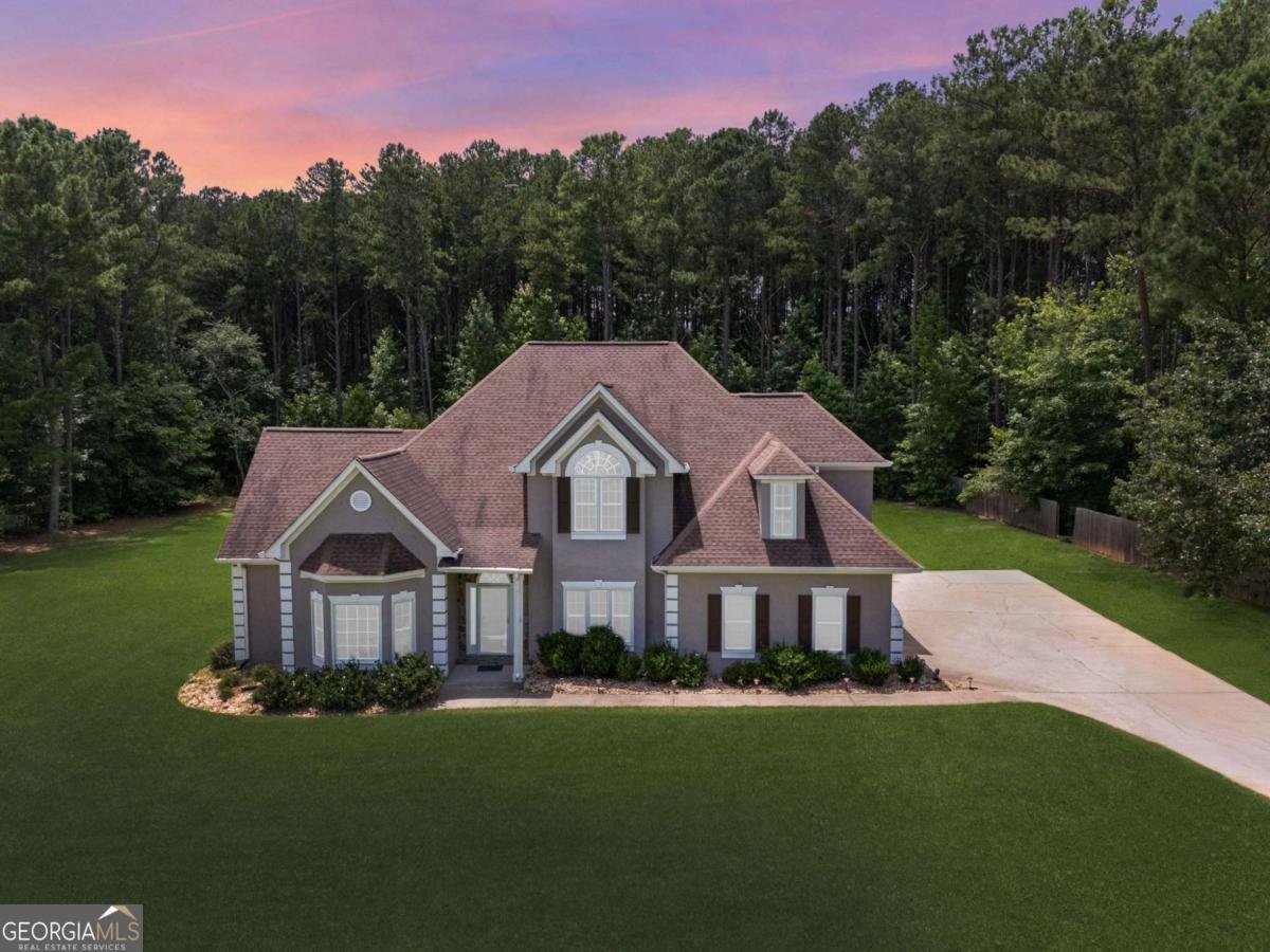215 Watershed Way Fayetteville - 1