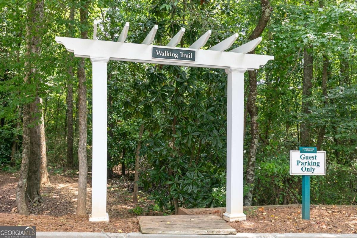 3410 Waters Edge Trail Roswell - 46