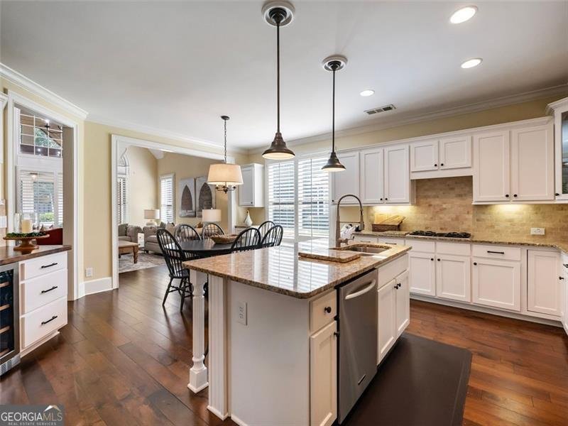 7521 PORTBURY PARK Lane Suwanee - 4