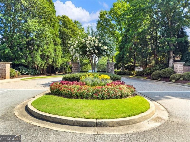 7521 PORTBURY PARK Lane Suwanee - 48