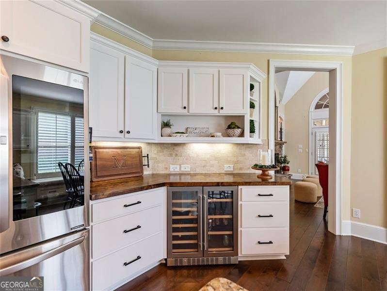 7521 PORTBURY PARK Lane Suwanee - 7