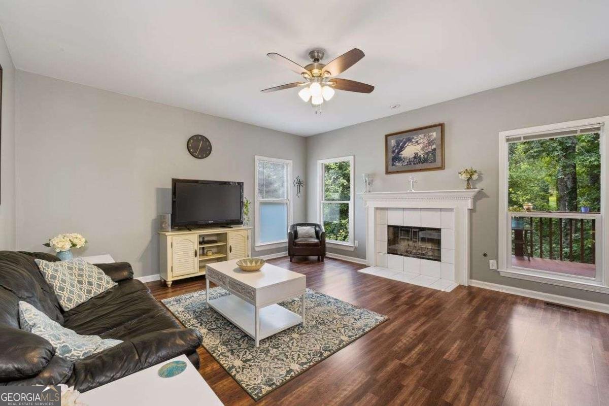 385 Oak Springs Drive Lawrenceville - 10