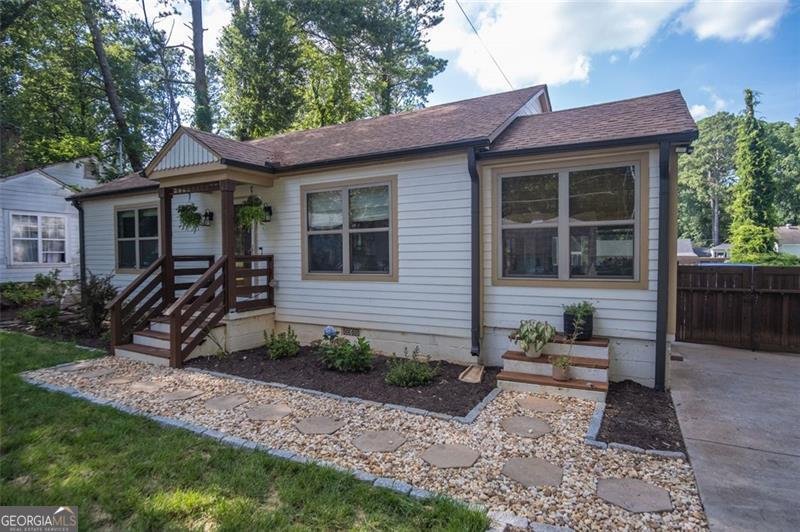 1341 AVON Avenue Atlanta - 21