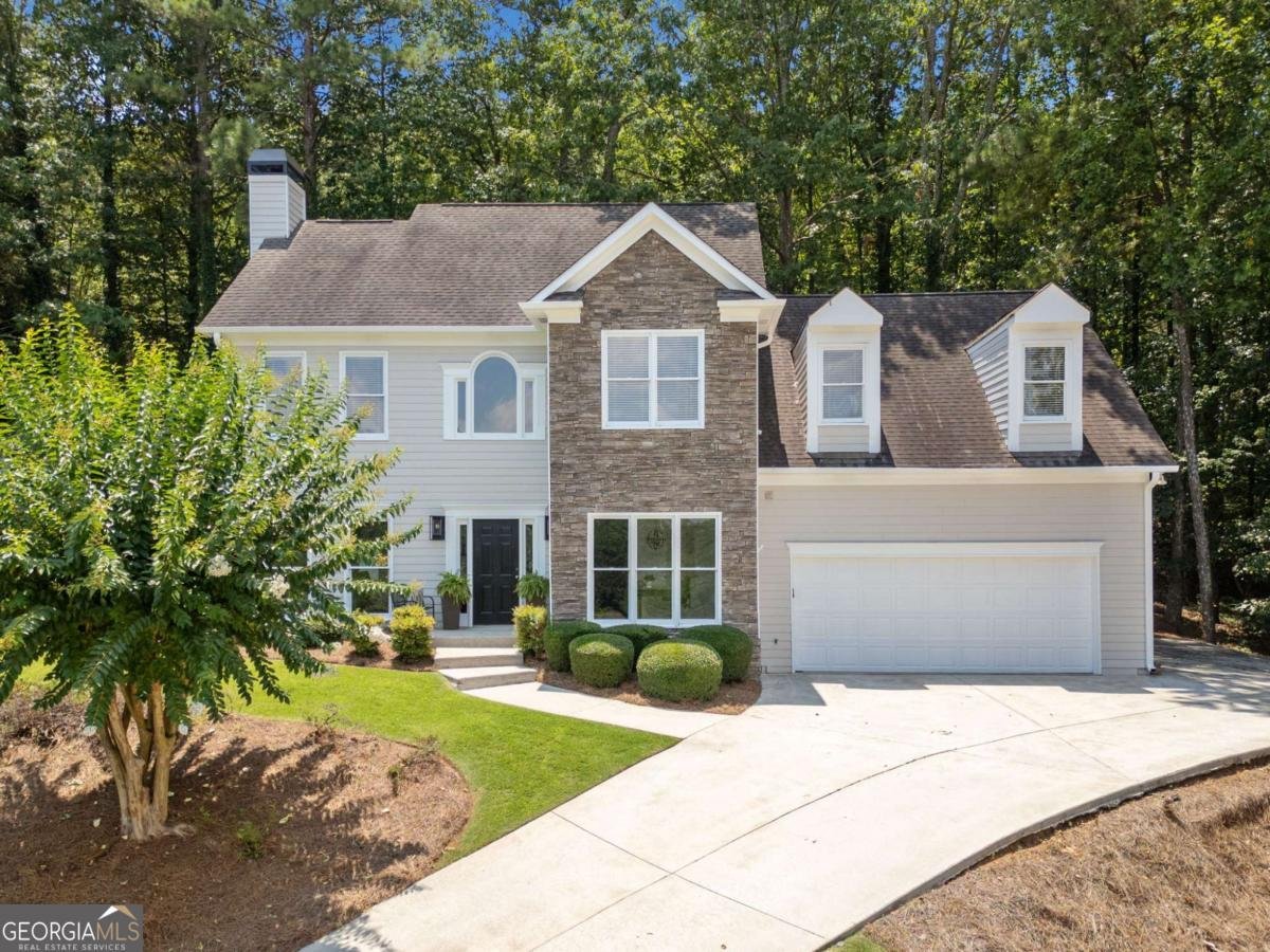 4006 OAKVIEW Court Woodstock - 1