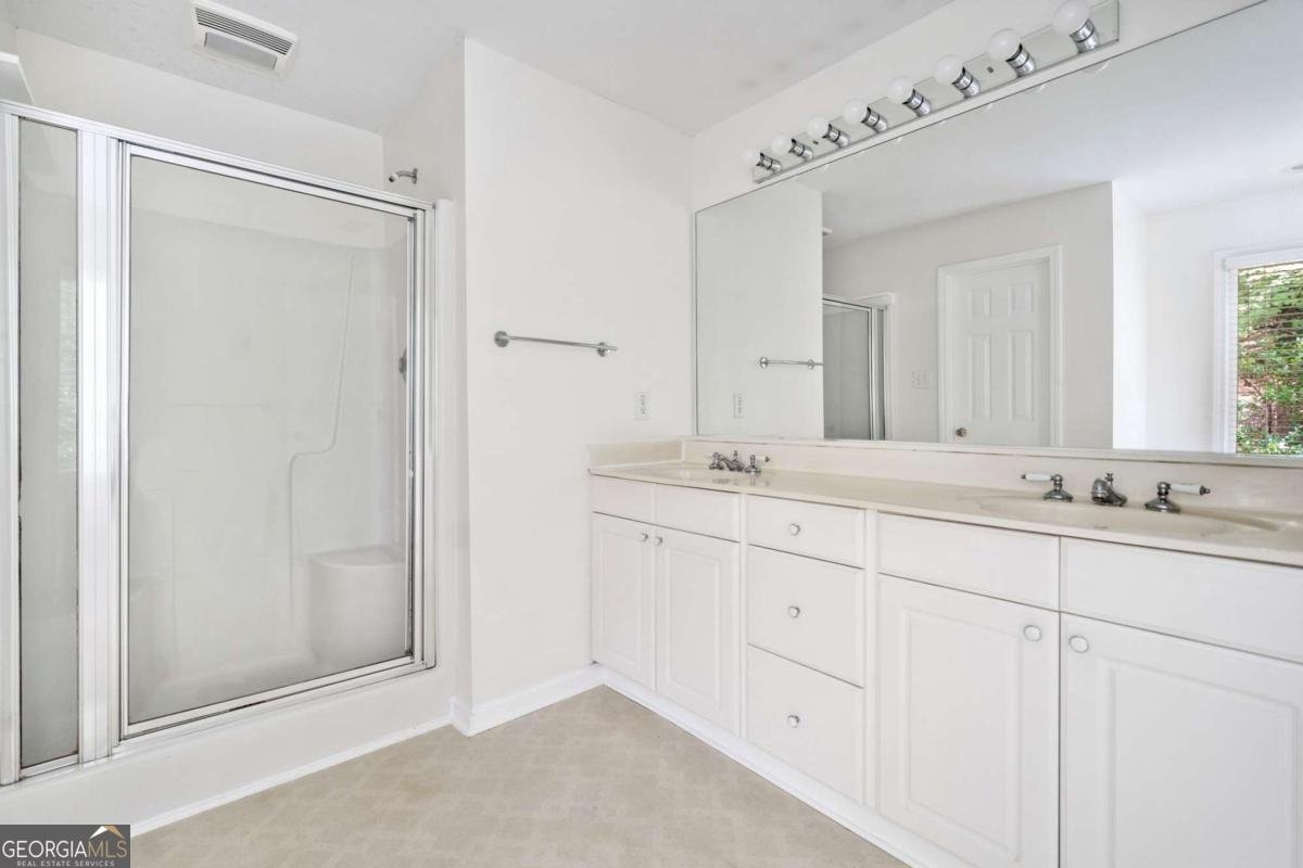 4006 OAKVIEW Court Woodstock - 34