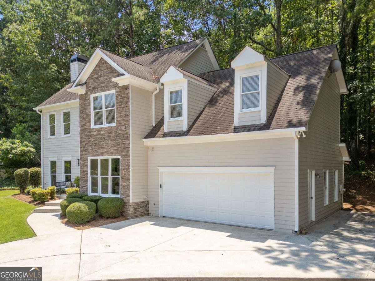 4006 OAKVIEW Court Woodstock - 4