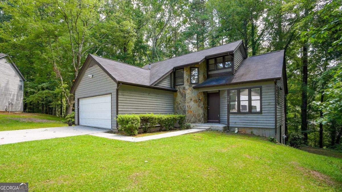 1070 Chapman Lane Stone Mountain - 3