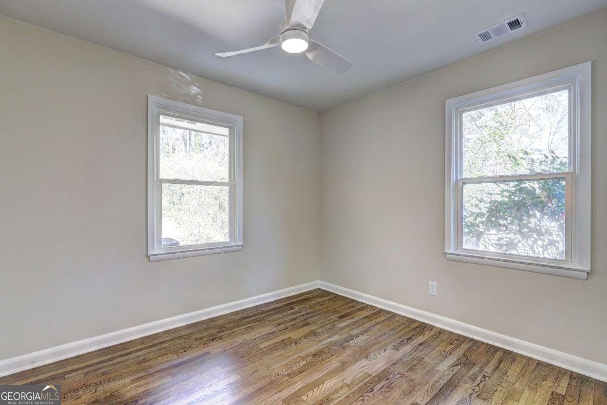 810 Commodore Drive Atlanta - 16