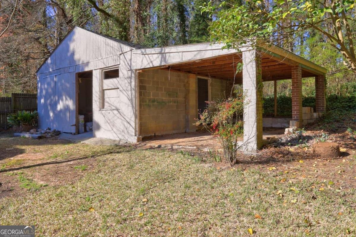 810 Commodore Drive Atlanta - 24