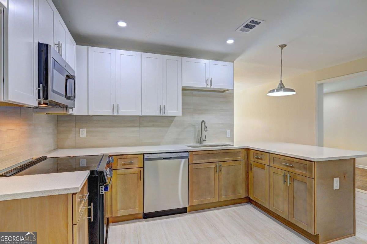 810 Commodore Drive Atlanta - 4