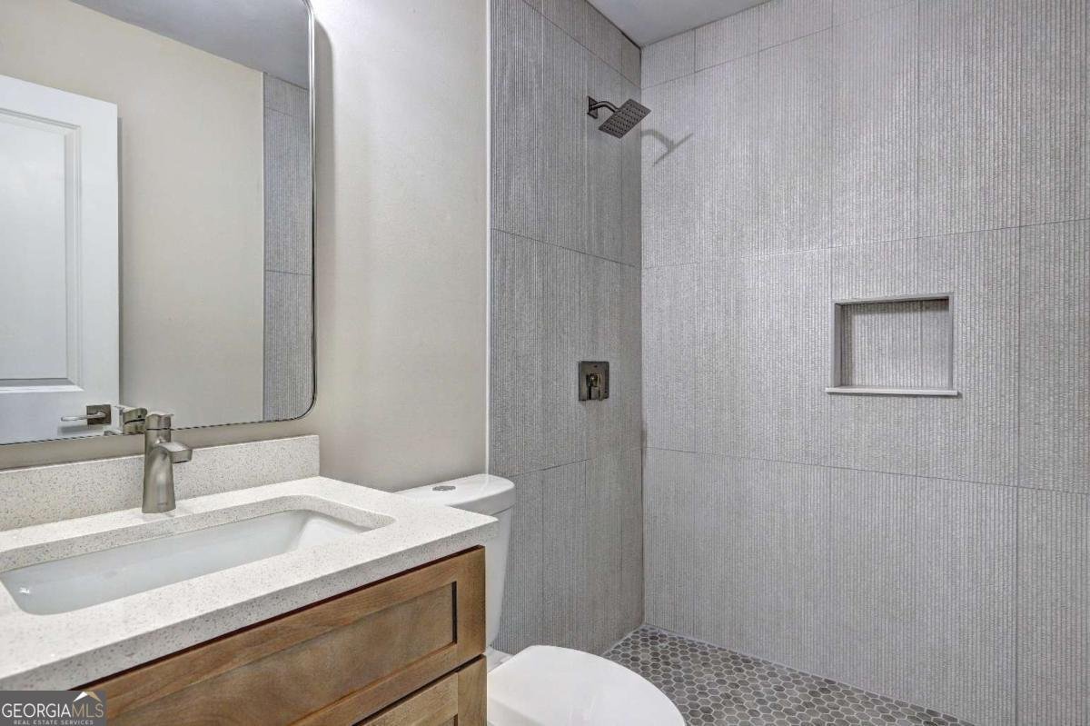 810 Commodore Drive Atlanta - 8