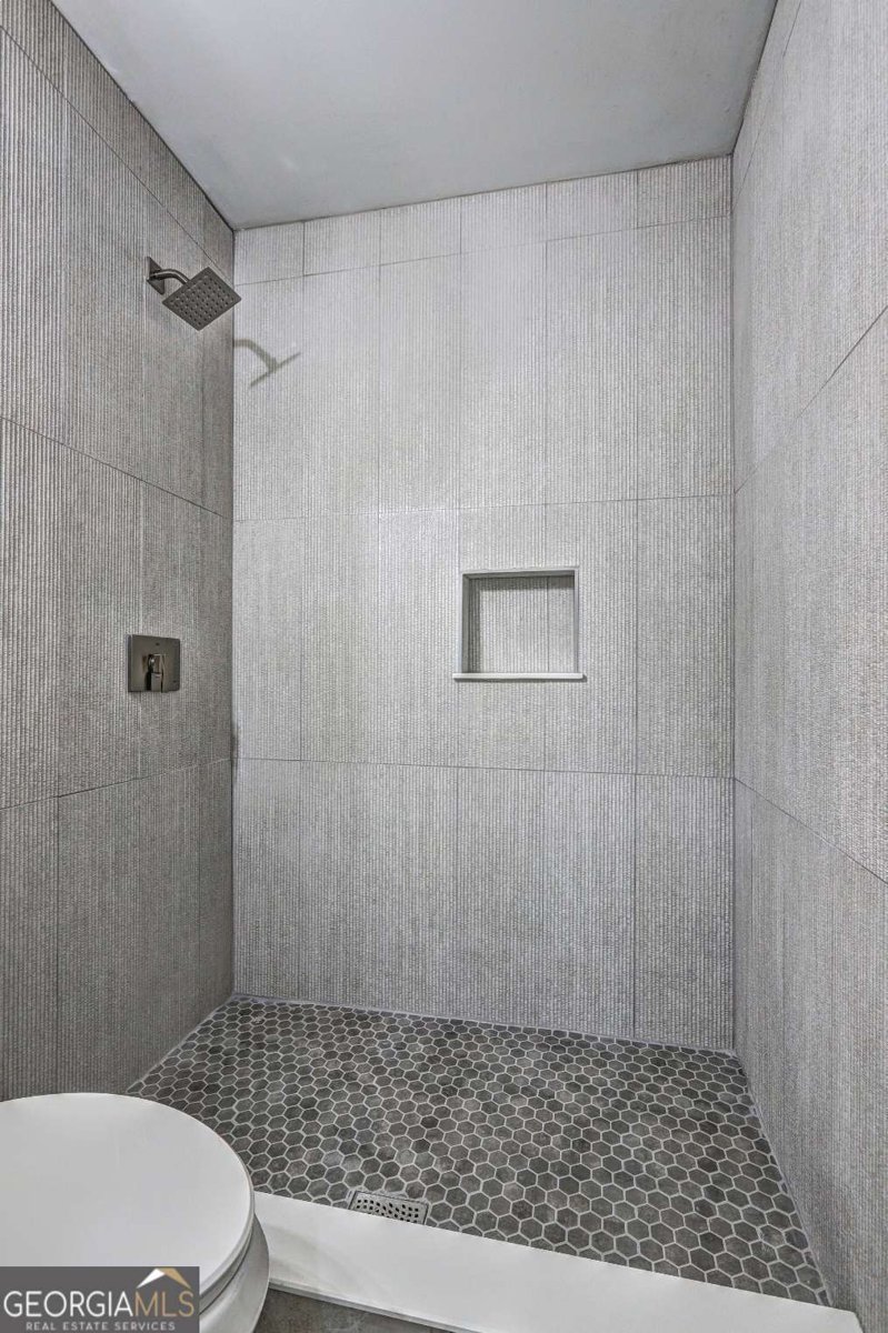 810 Commodore Drive Atlanta - 9