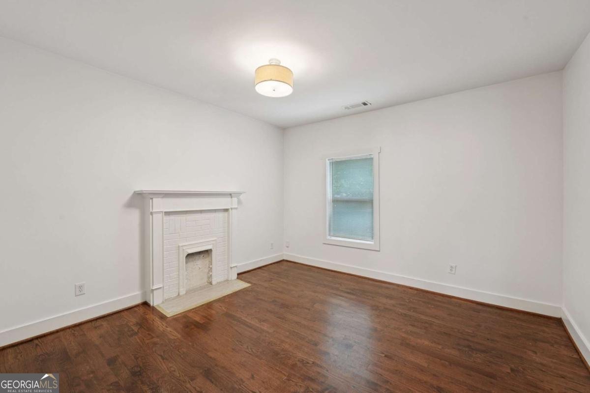 1310 Hartford Avenue Atlanta - 10