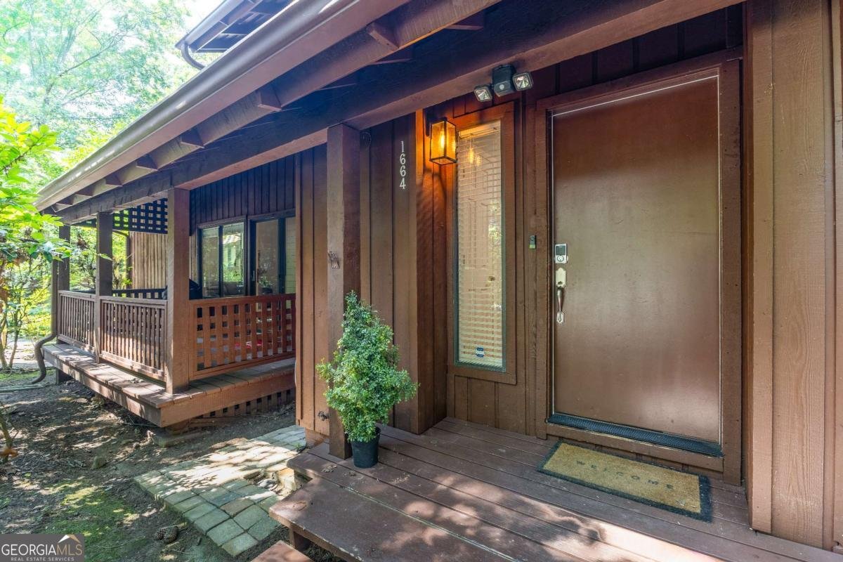 1664 Terrell Ridge Drive Marietta - 1
