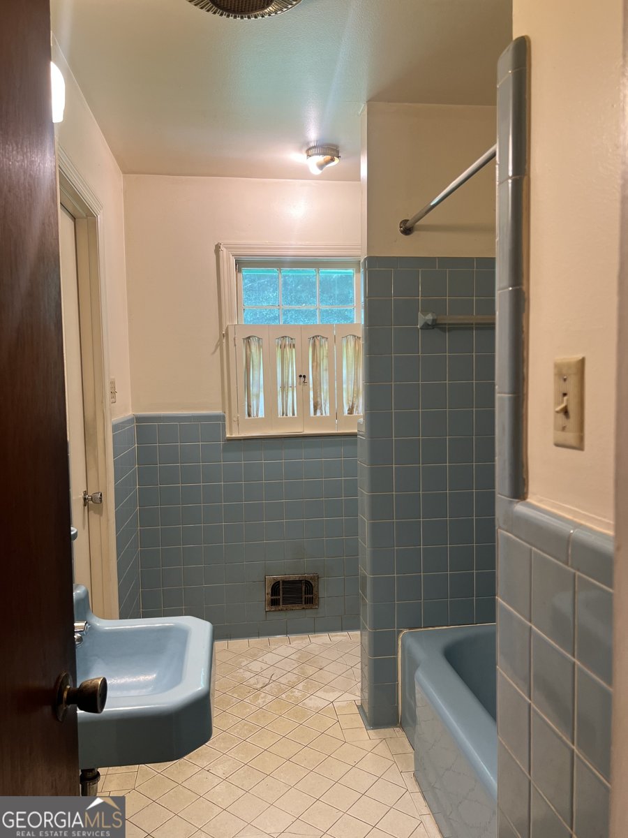 2935 Heather Drive East Point - 23